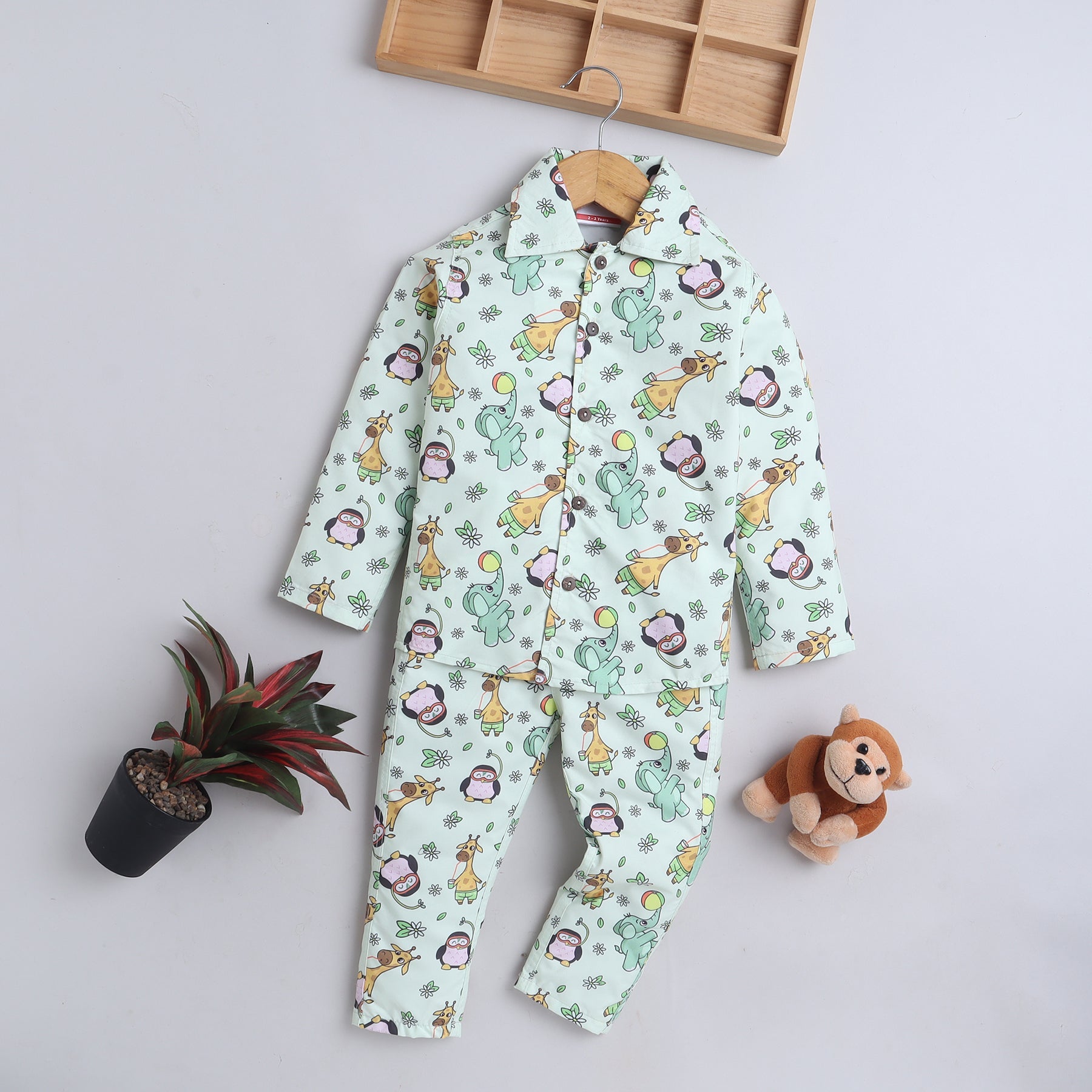 BAATCHEET Cotton Full Sleeves Jungle Theme Night Suit Set - Green