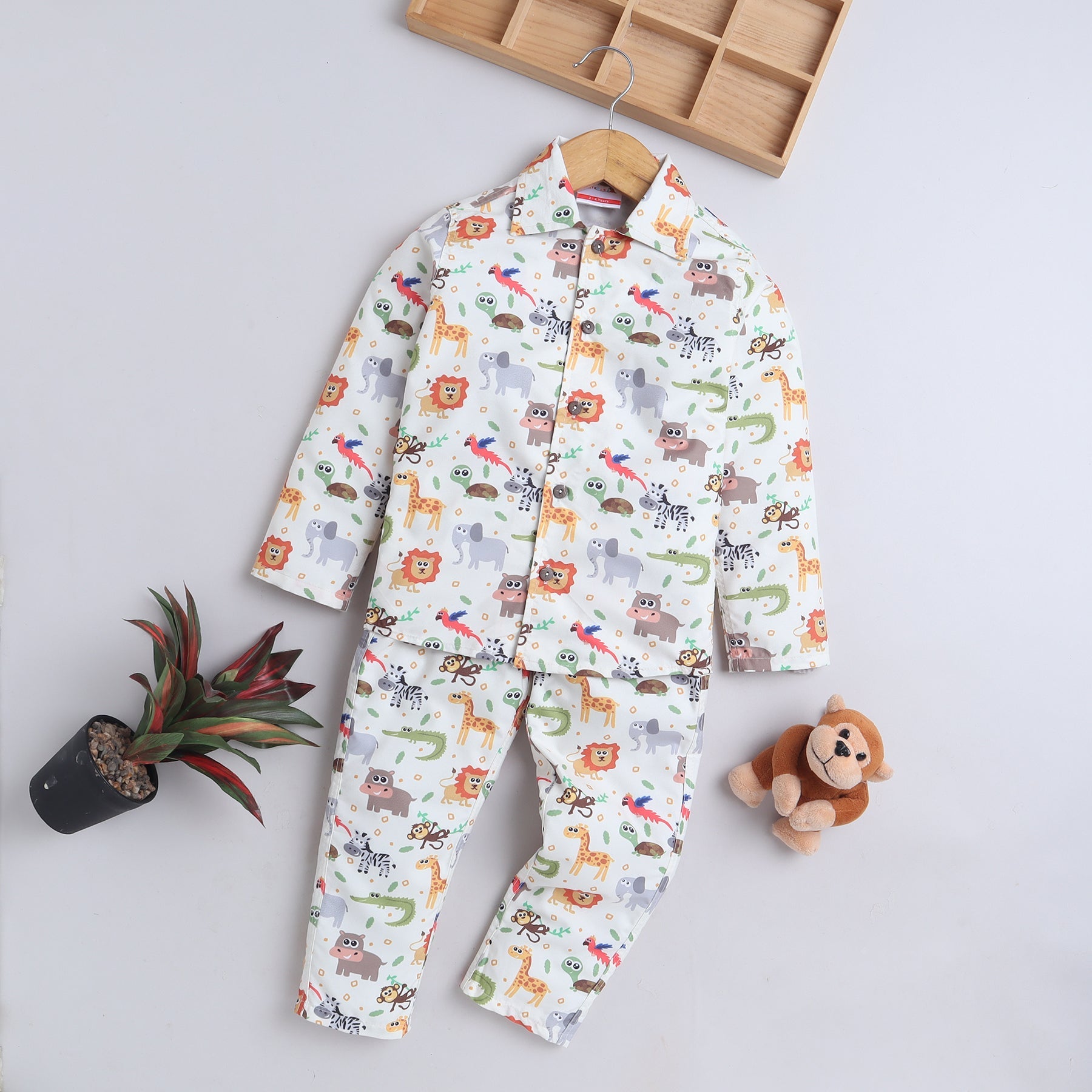 BAATCHEET Cotton Full Sleeves Animal Printed Night Suit Set - Off White