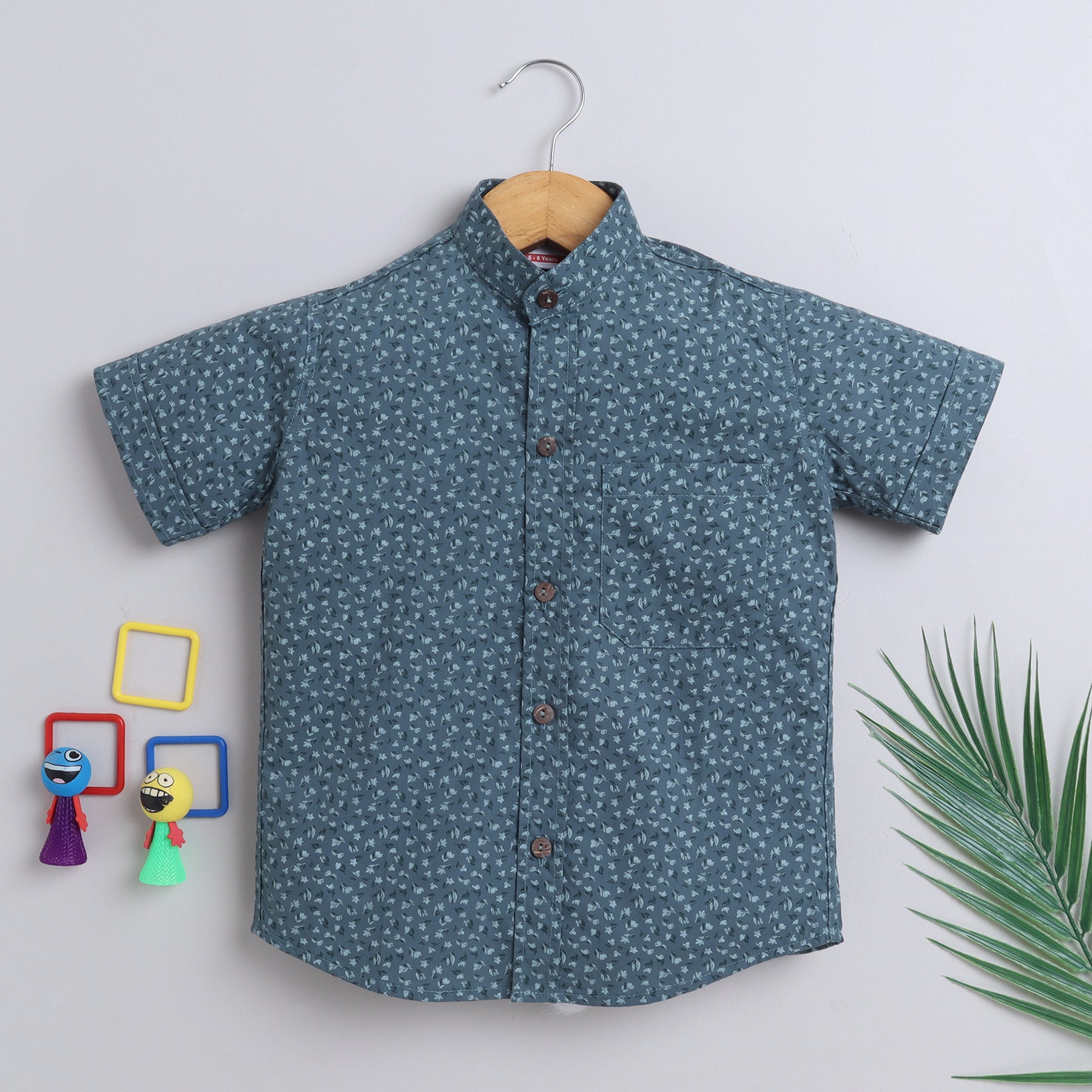 BAATCHEET Cottton Woven Half Sleeves Blossom Printed Shirt  - Blue