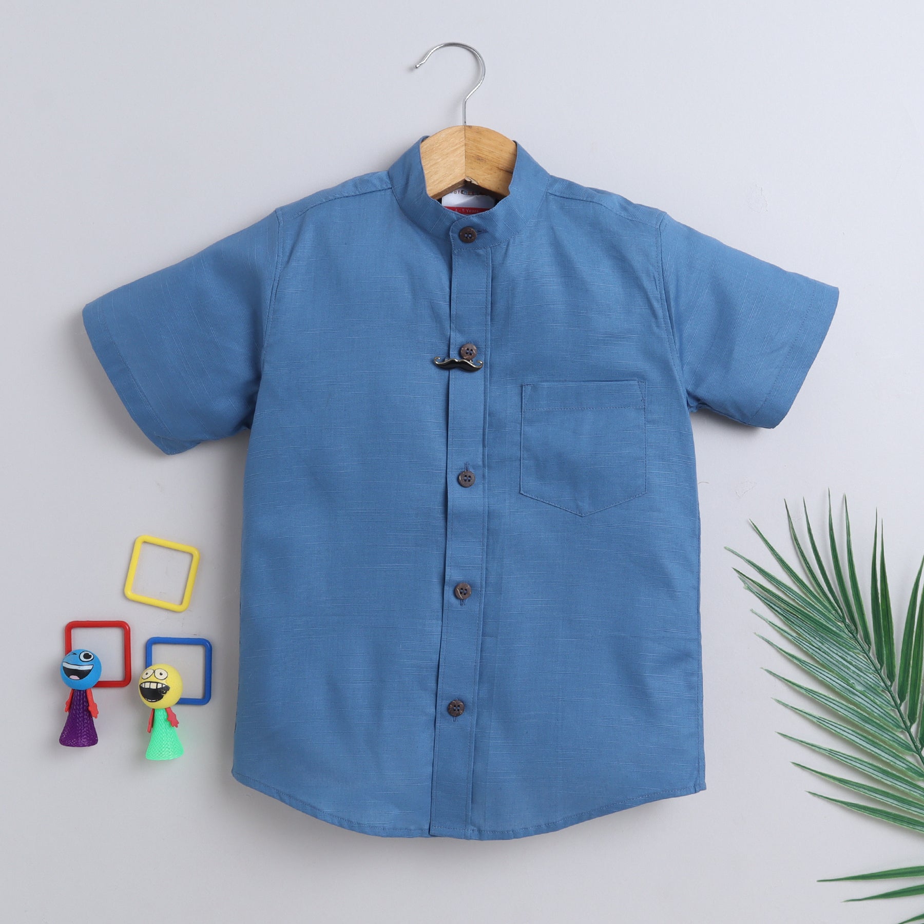 BAATCHEET Cottton Woven Half Sleeves Solid  Shirt With Moustache Brooch Shirt - Blue