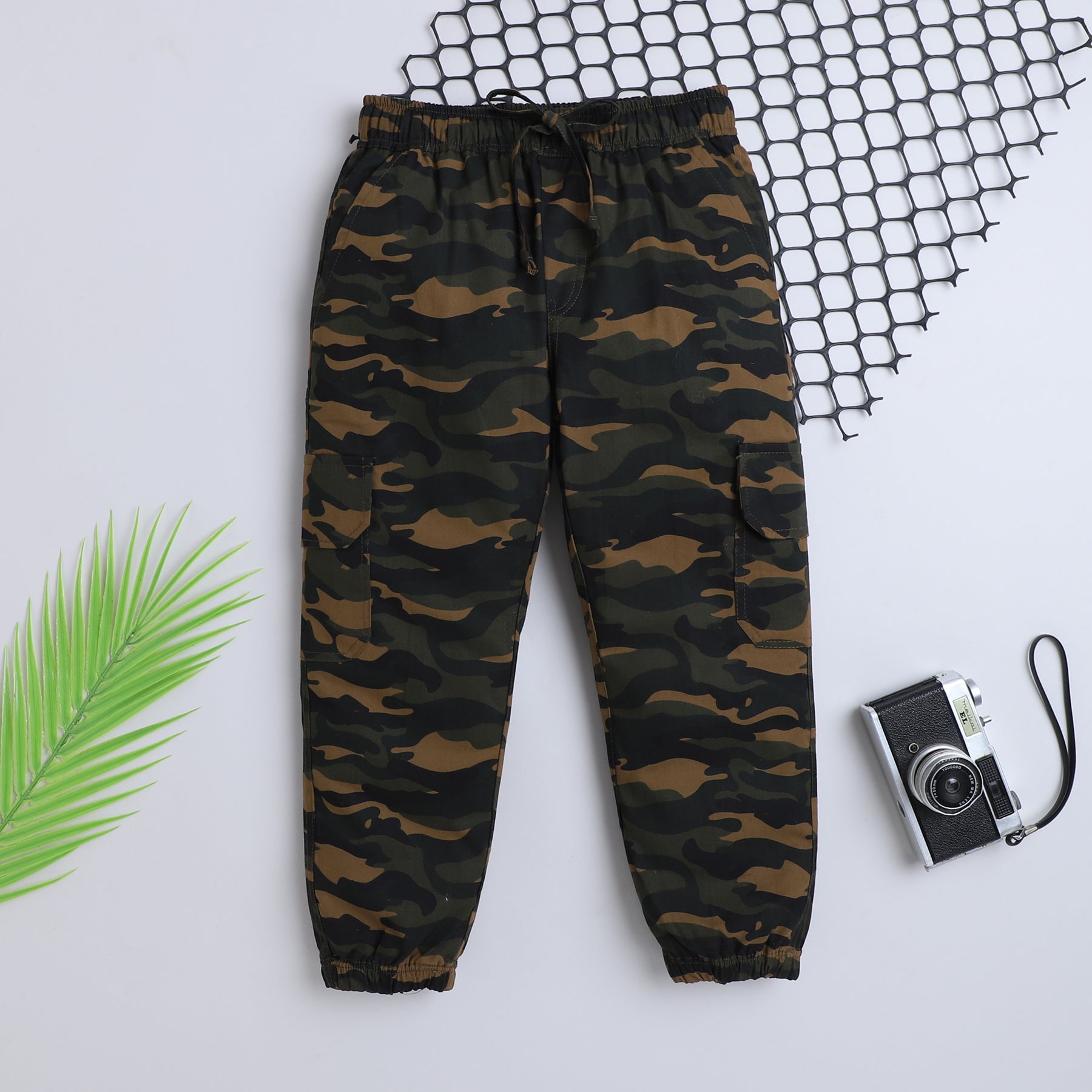 BAATCHEET Cotton  Woven Full Length  Military Jogger- Green