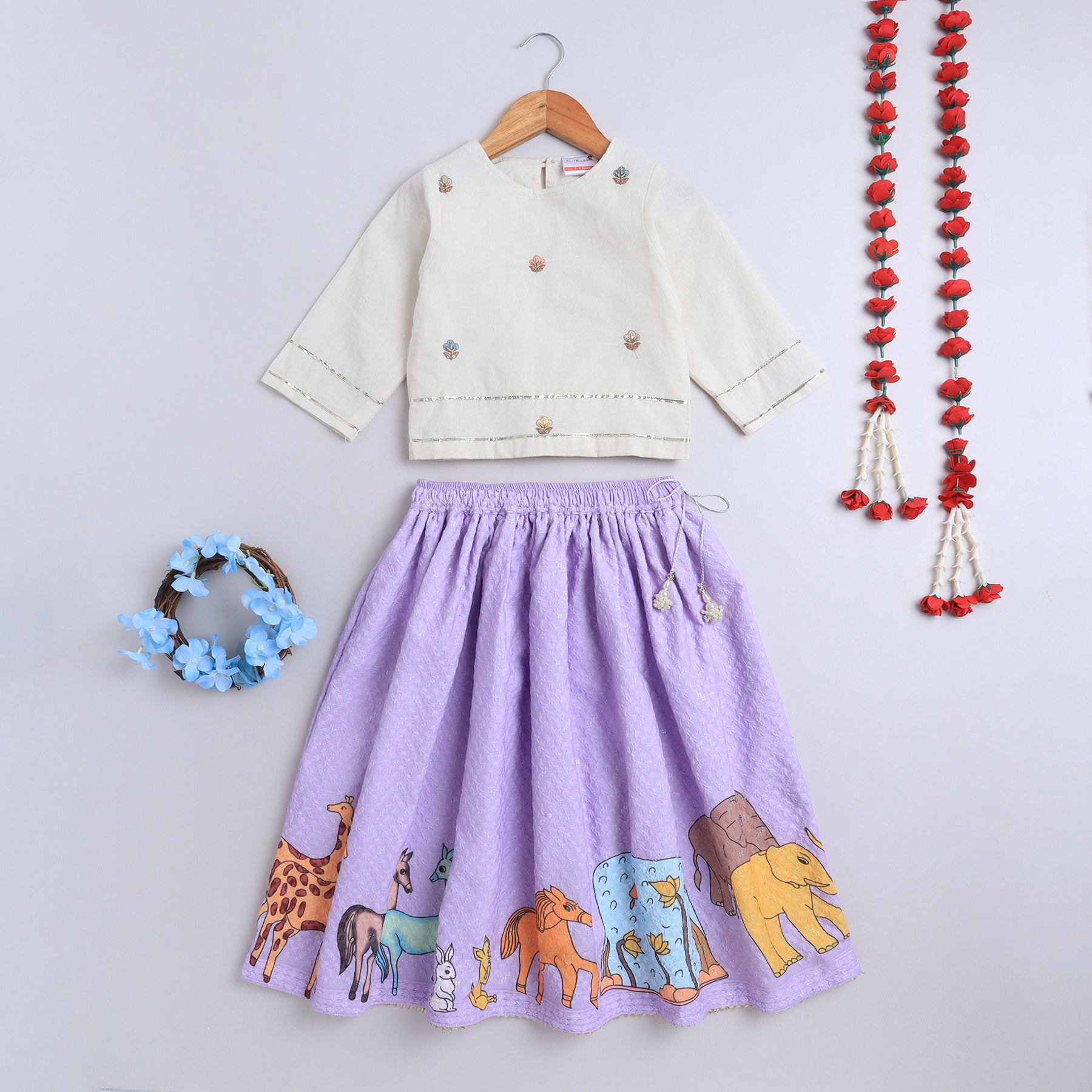 BAATCHEET Cotton Three Fourth Sleeves Motif Hand Embroidery Lehnga And Choli- Lavender