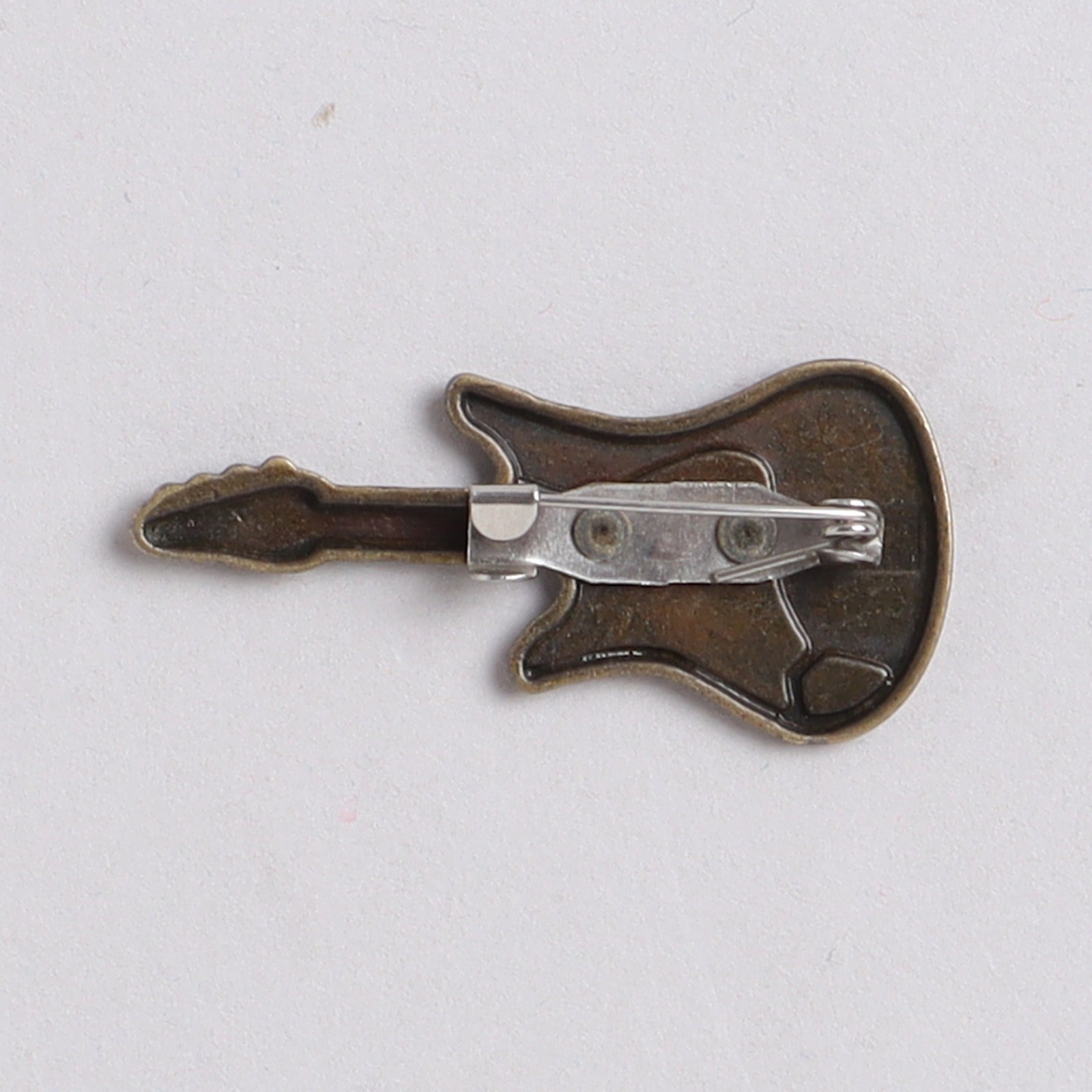 BAATCHEET Panda and Guitar Metal Brooch - Metallic
