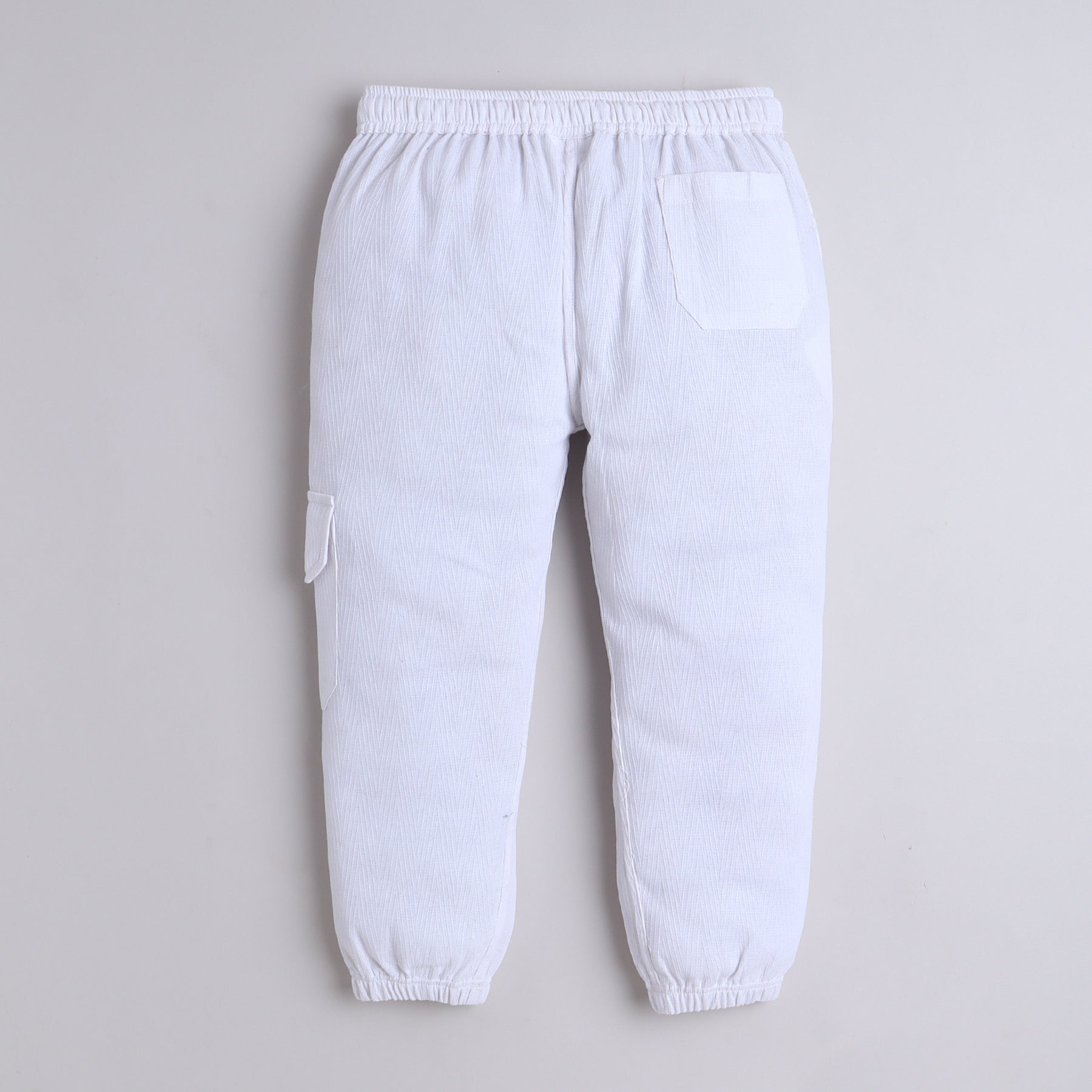 BAATCHEET Cotton Full Length Flap Pocket Heart Patch Jogger  - White
